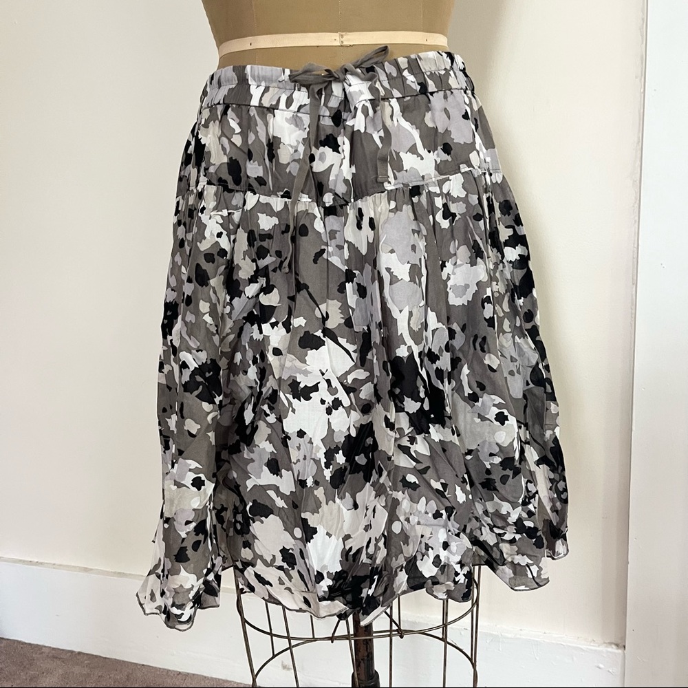 Old Navy Women’s Printed Elastic Waist Skirt Size Large
